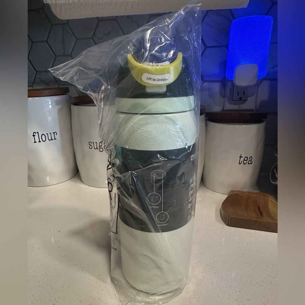 Owala Rip Colordrop Tumbler 32oz Halloween 2025 Glow